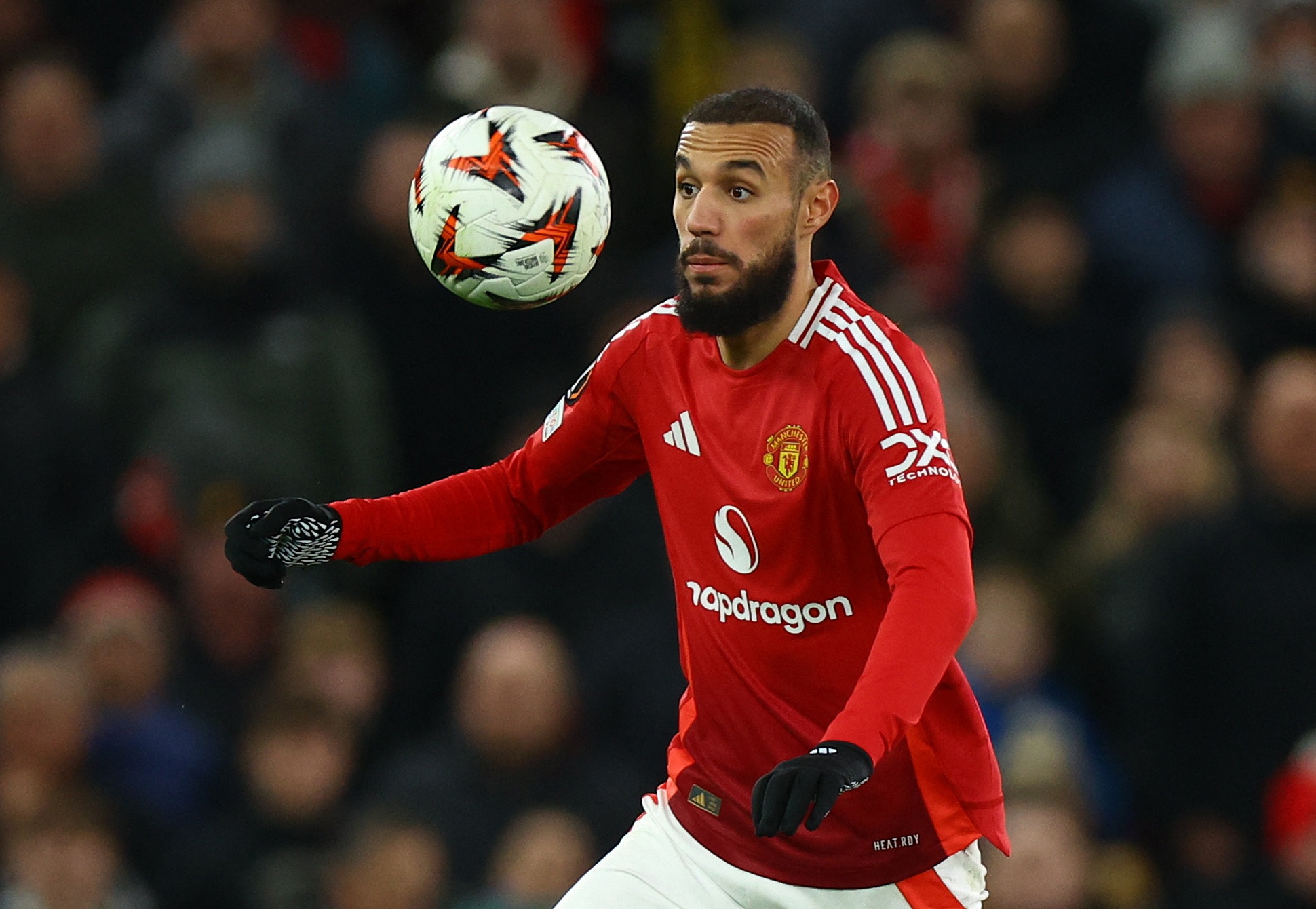 世界赛比分-曼联官方：马兹拉维在本周三已经恢复参加合练，备战阿斯顿维拉